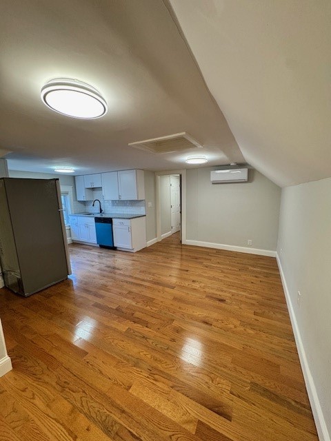 16 Mayflower Street, Unit 3 Providence, RI 02906 - Photo 8 of 26