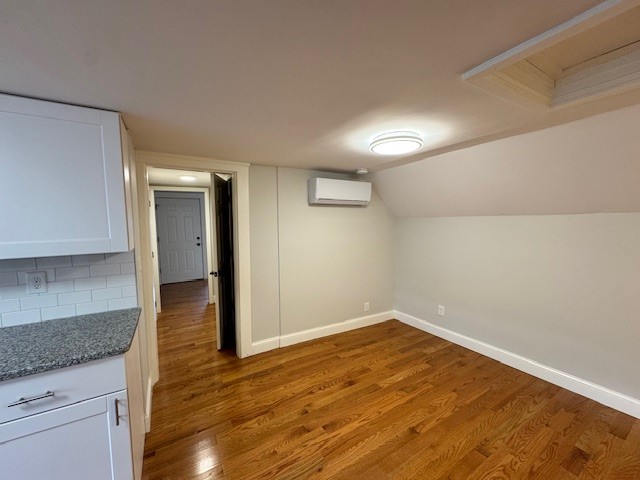 16 Mayflower Street, Unit 3 Providence, RI 02906 - Photo 9 of 26