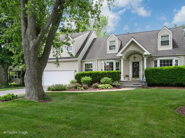 $1,150,000 | 606 Greendale Road, Glenview, IL 60025