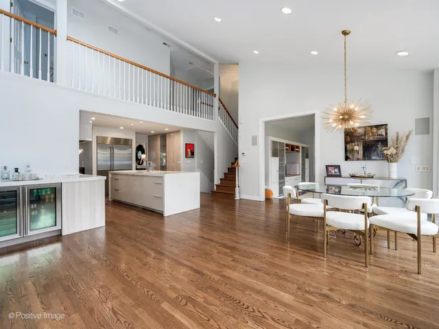 $1,150,000 | 606 Greendale Road, Glenview, IL 60025