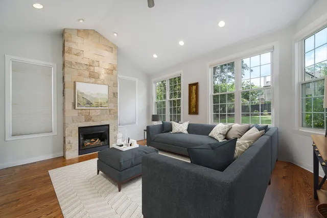 $1,150,000 | 606 Greendale Road, Glenview, IL 60025