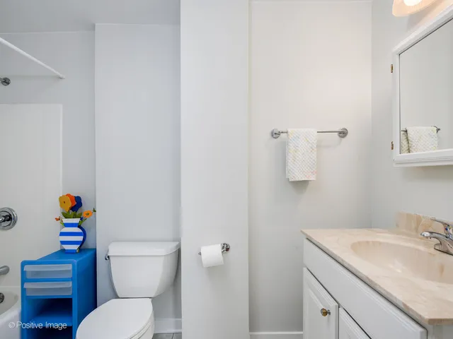 $1,150,000 | 606 Greendale Road, Glenview, IL 60025