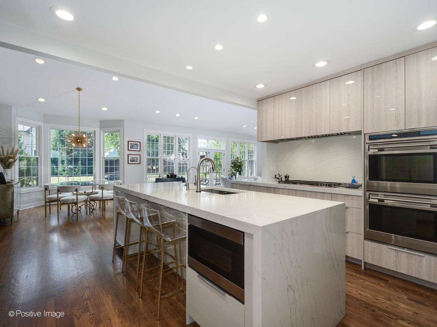 606 Greendale Road Glenview, IL 60025 - Photo 8 of 38