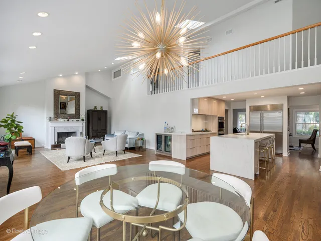 $1,150,000 | 606 Greendale Road, Glenview, IL 60025