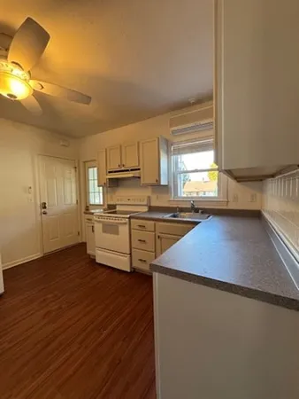 $2,100 | 674 East Washington Street, Unit 1, North Attleboro, MA 02760