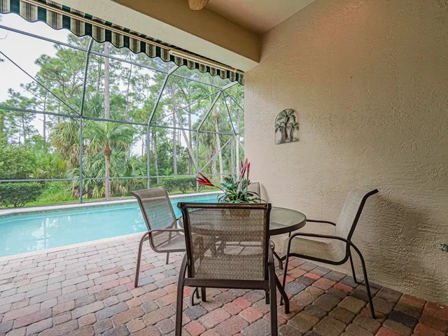 $615,000 | 6871 Southeast Twin Oaks Circle, Stuart, FL 34997