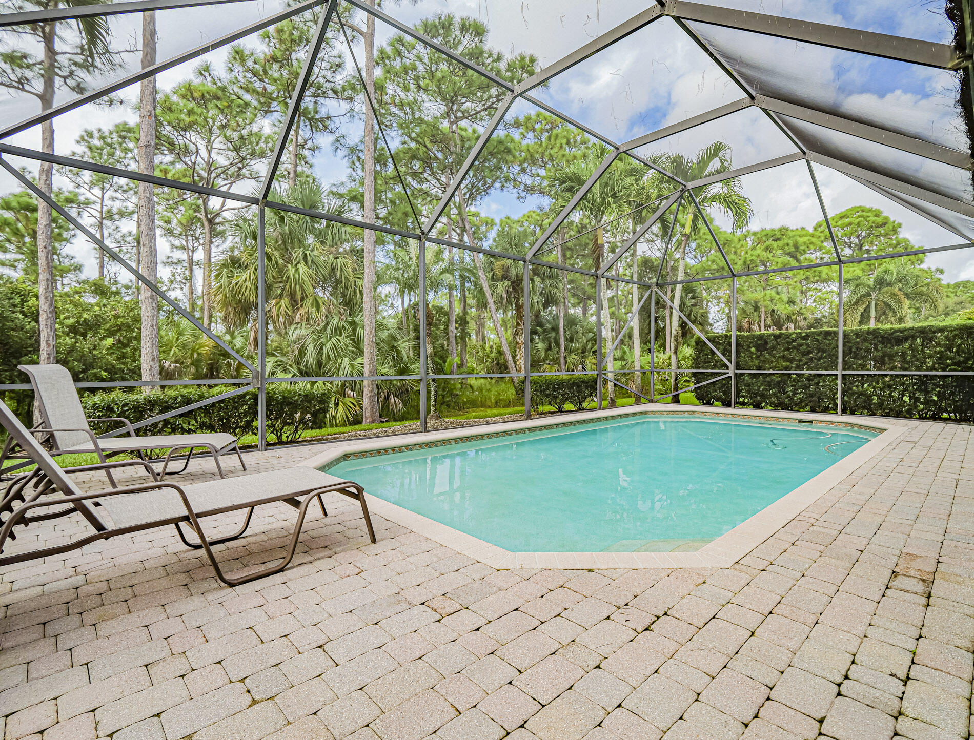 6871 Southeast Twin Oaks Circle Stuart, FL 34997 - Photo 22 of 34 Screened Pool