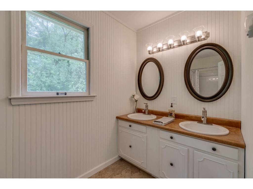 297 Fordtown Road Kingsport, TN 37663 - Photo 29 of 34 Photo 31