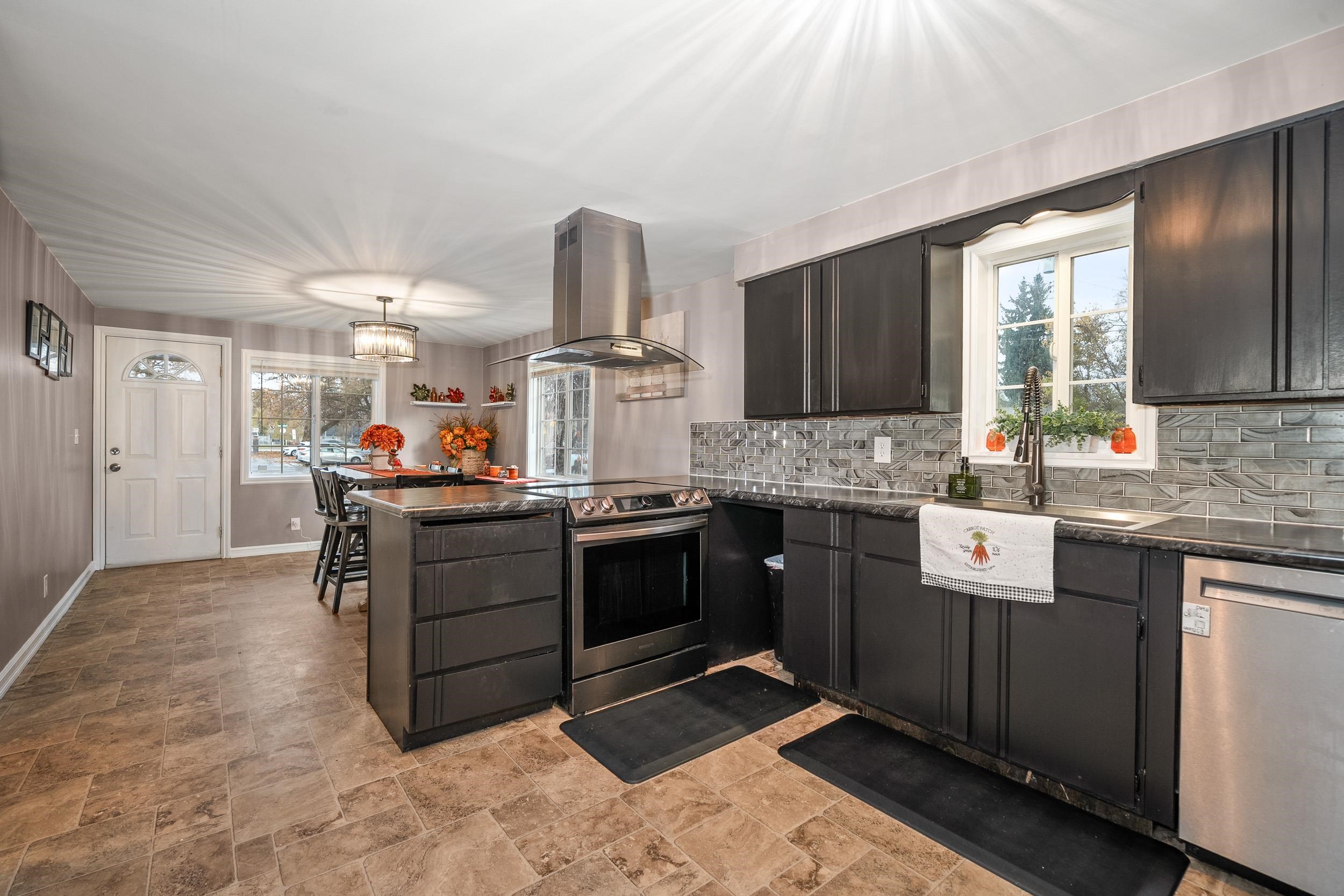 20 West Graves Road Spokane, WA 99218 - Photo 5 of 46 Gallery Image 5
