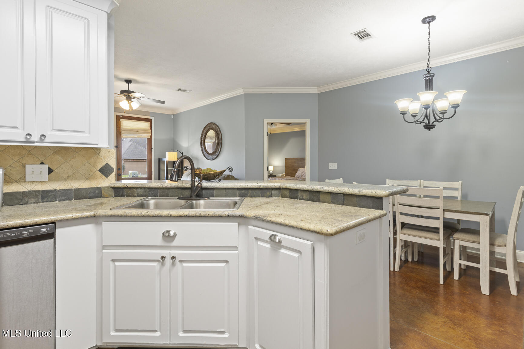129 Greenfield Ridge Drive Brandon, MS 39042 - Photo 13 of 27 129 Greenfield Ridge-7