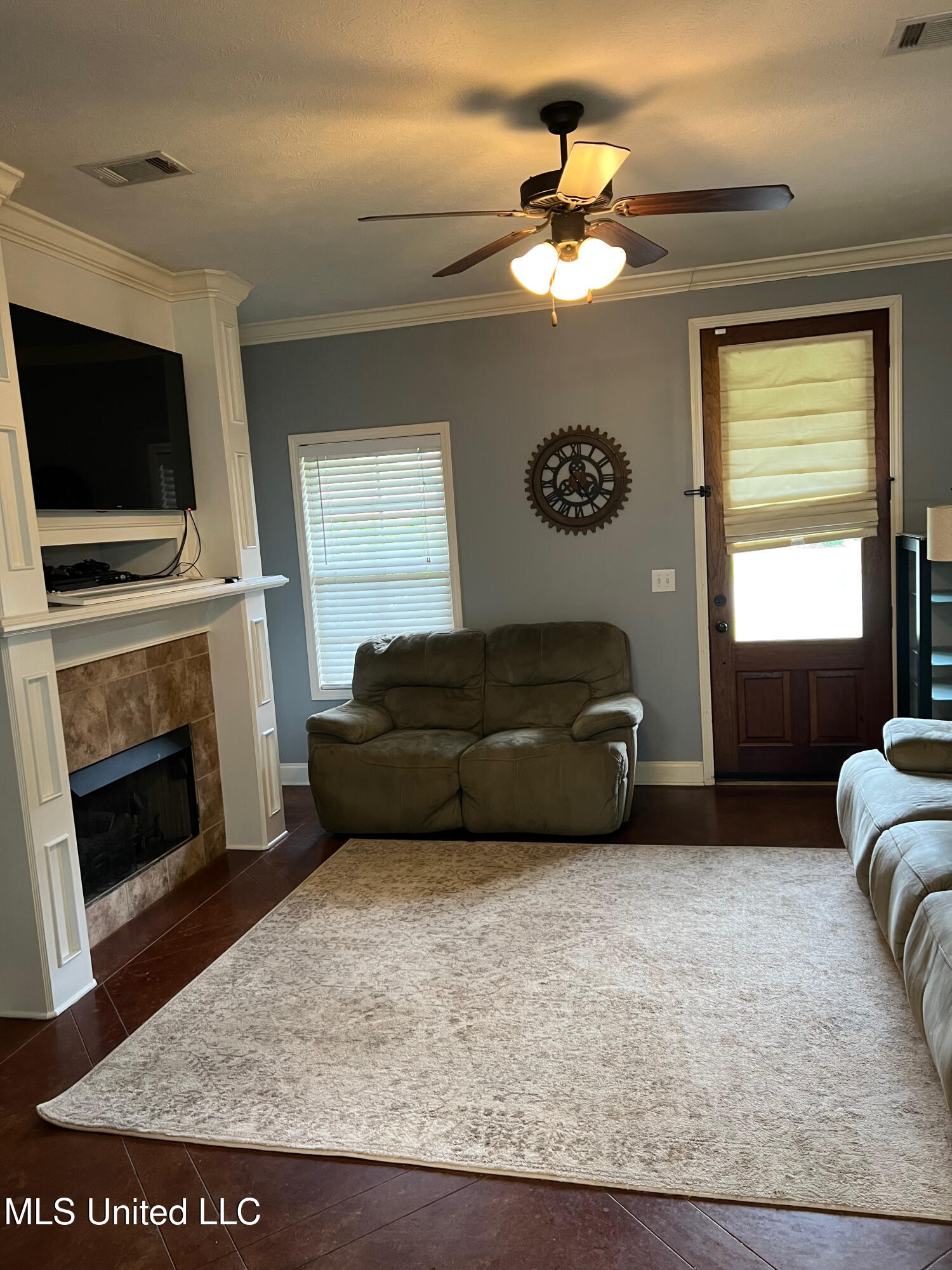 129 Greenfield Ridge Drive Brandon, MS 39042 - Photo 6 of 27 IMG_2701