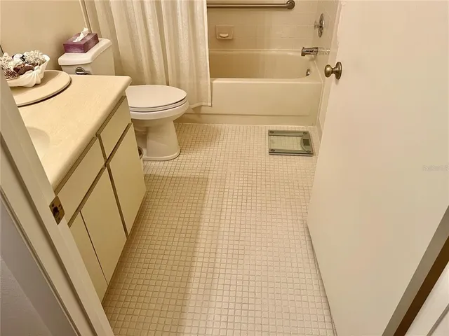 $264,900 | 2220 Spanish Drive, Unit 14, Clearwater, FL 33763