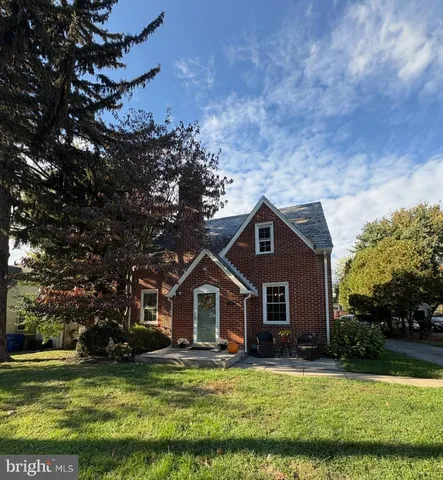 $364,900 | 845 Paramount Avenue, Lancaster, PA 17602