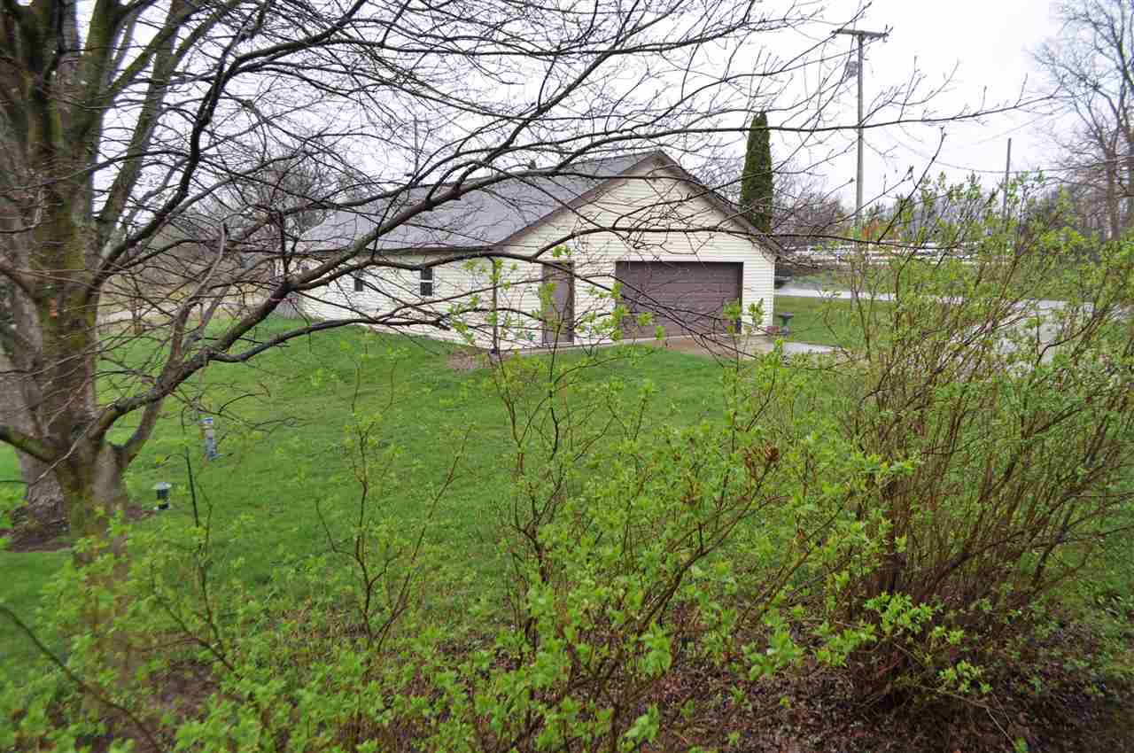 2100 East Hibbard Road Owosso, MI 48867 - Photo 34 of 51 31346703-33.JPG