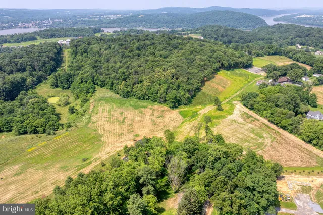 $550,000 | 524 Phillips Drive, Unit LOT 4, Columbia, PA 17512