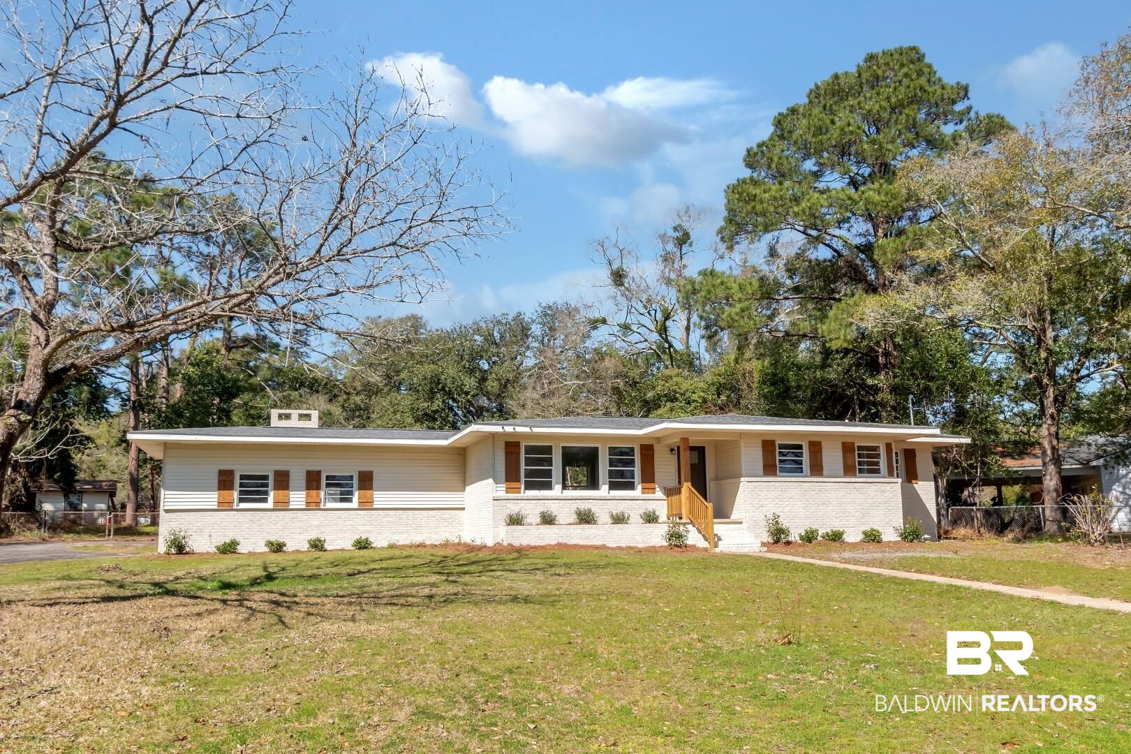 4302 Shan Drive East Mobile, AL 36693 - Photo 1 of 31 Gallery Image 1