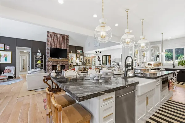 $2,350,000 | 1198 Edgewater Trail, Toccoa, GA 30577