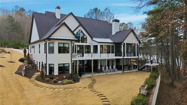 $2,350,000 | 1198 Edgewater Trail, Toccoa, GA 30577