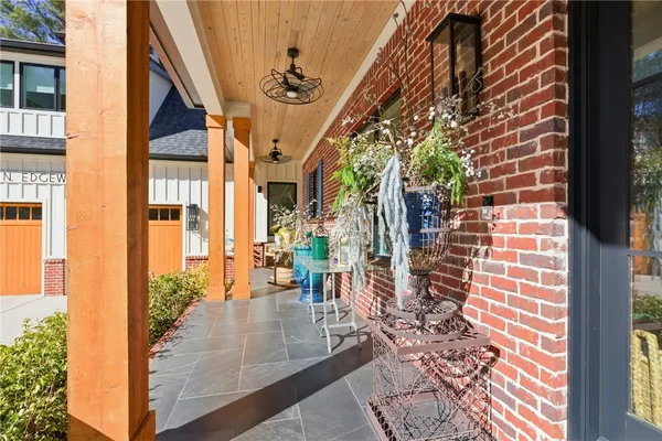 $2,350,000 | 1198 Edgewater Trail, Toccoa, GA 30577