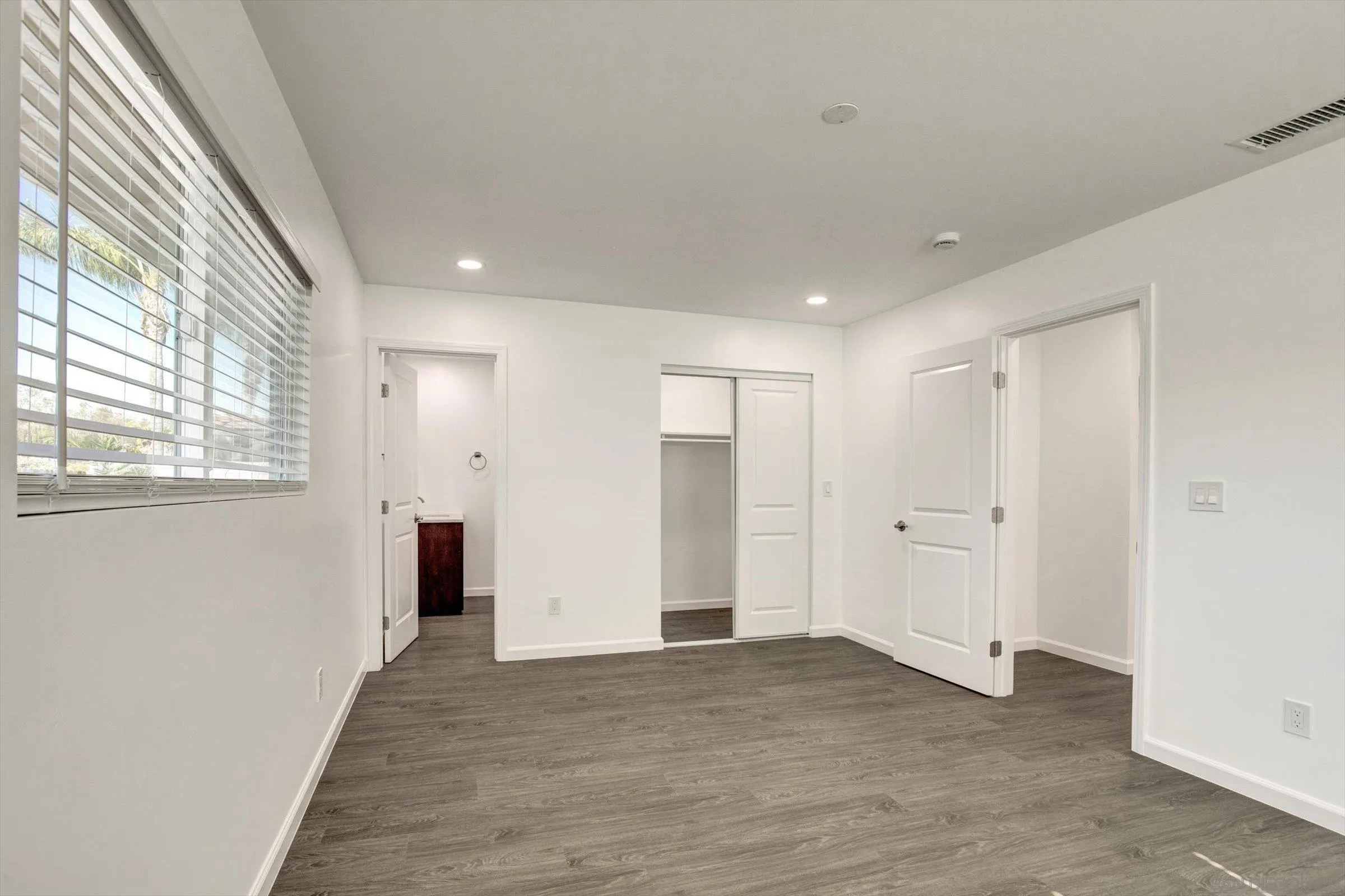 12702 Metate Lane Poway, CA 92064 - Photo 5 of 10