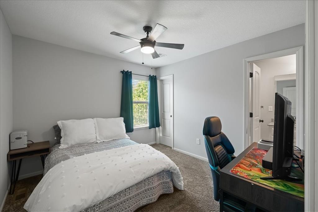 16154 South Canton Street Gardner, KS 66030 - Photo 8 of 17