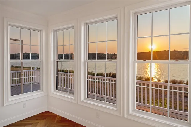 $1,289,999 | 114 East Pt Drive, East Providence, RI 02914