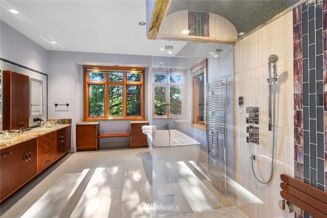 8253 Hansen Road Northeast Bainbridge Island, WA 98110 - Photo 21 of 40