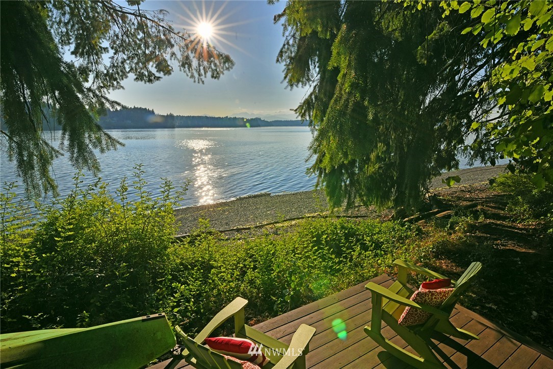 8253 Hansen Road Northeast Bainbridge Island, WA 98110 - Photo 36 of 40