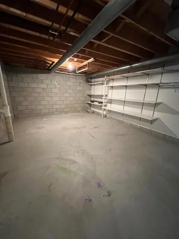 $339,999 | 6814 Diane Drive, Newburg, WI 53090