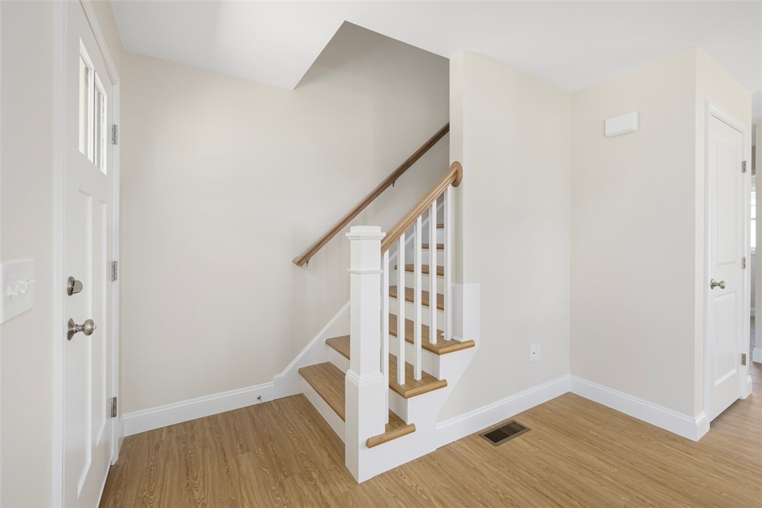 19 Wood Street, Unit A Warwick, RI 02889 - Photo 14 of 42