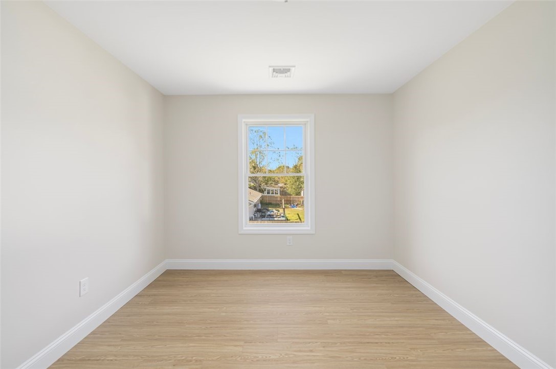 19 Wood Street, Unit A Warwick, RI 02889 - Photo 18 of 42
