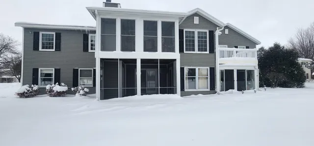 $150,000 | 2510 Village Lane, Unit A, Oshkosh, WI 54904