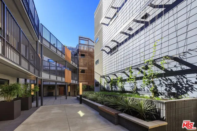 a view of steet corner