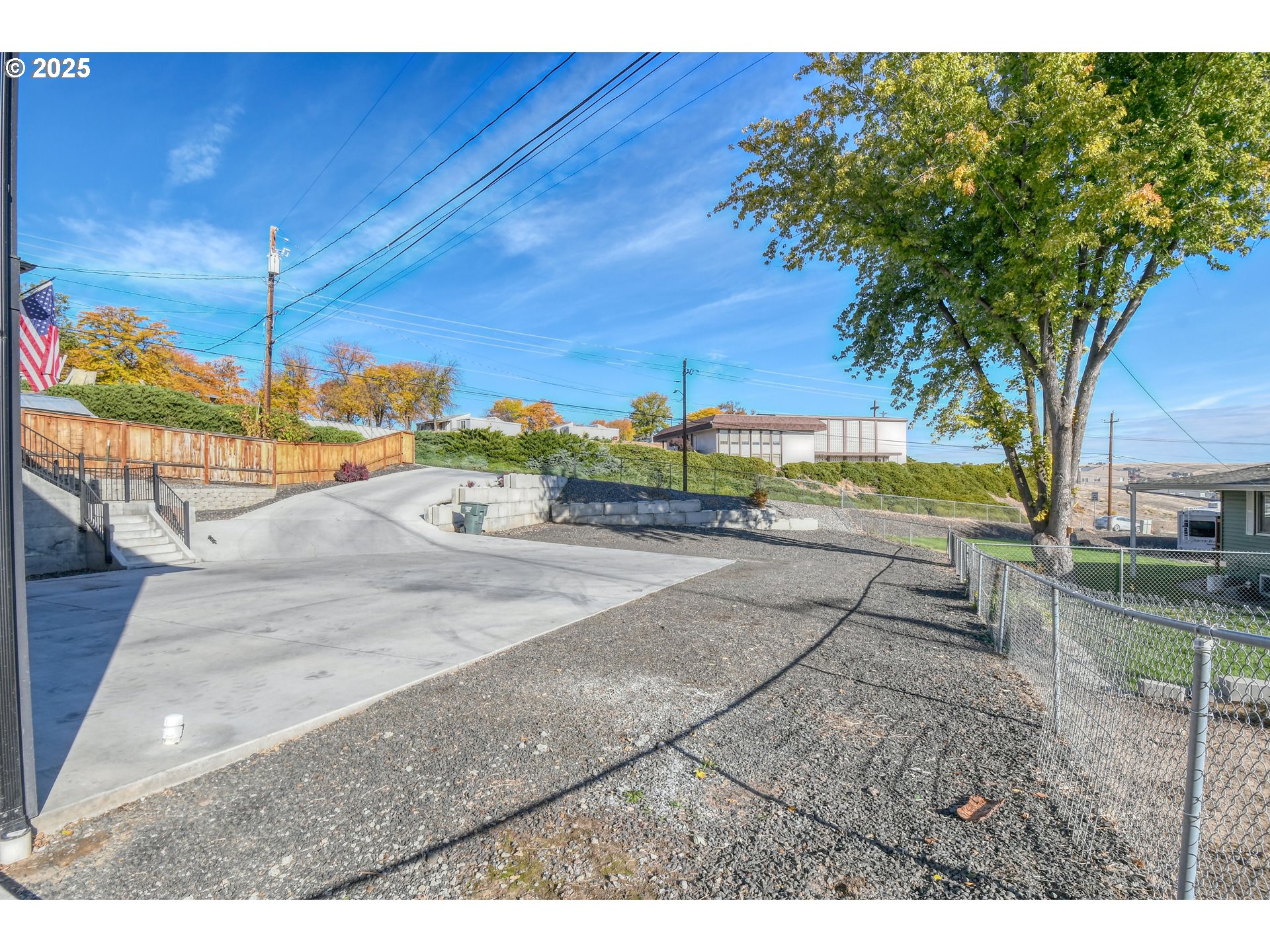 2716 Southwest Hailey Avenue Pendleton, OR 97801 - Photo 37 of 40 a view of a yard with an outdoor space