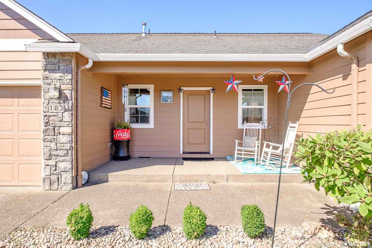 182 9th Street Jefferson, OR 97352 - Photo 2 of 39