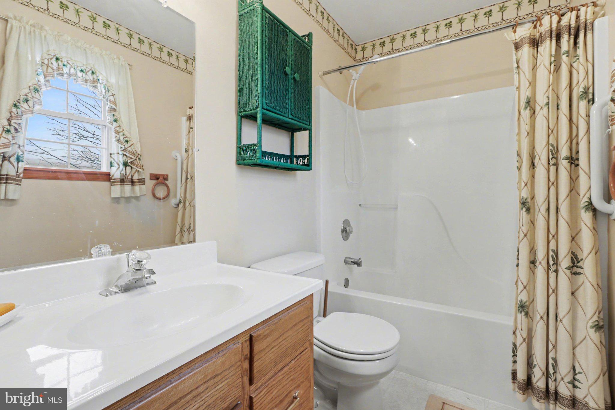 467 Beech Tree Street Shippensburg, PA 17257 - Photo 20 of 54 a bathroom with a sink toilet and shower