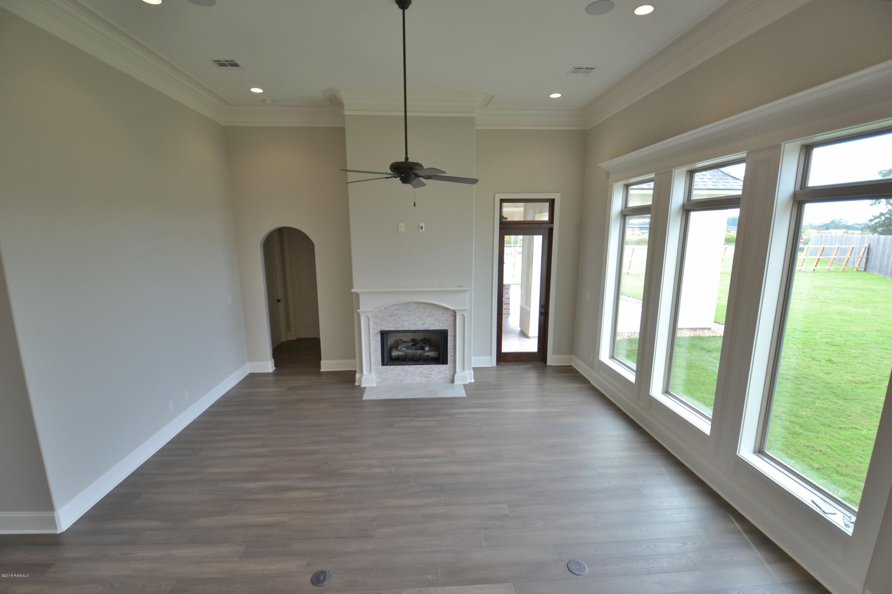 101 Rue De La Rochelle Broussard, LA 70518 - Photo 7 of 46 Gallery Image 7