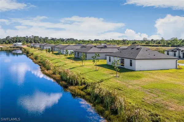 $459,900 | 881 General D MacArthur Avenue, LaBelle, FL 33935