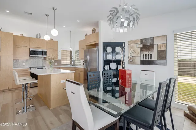 $445,000 | 3703 Daspit Road, New Iberia, LA 70563