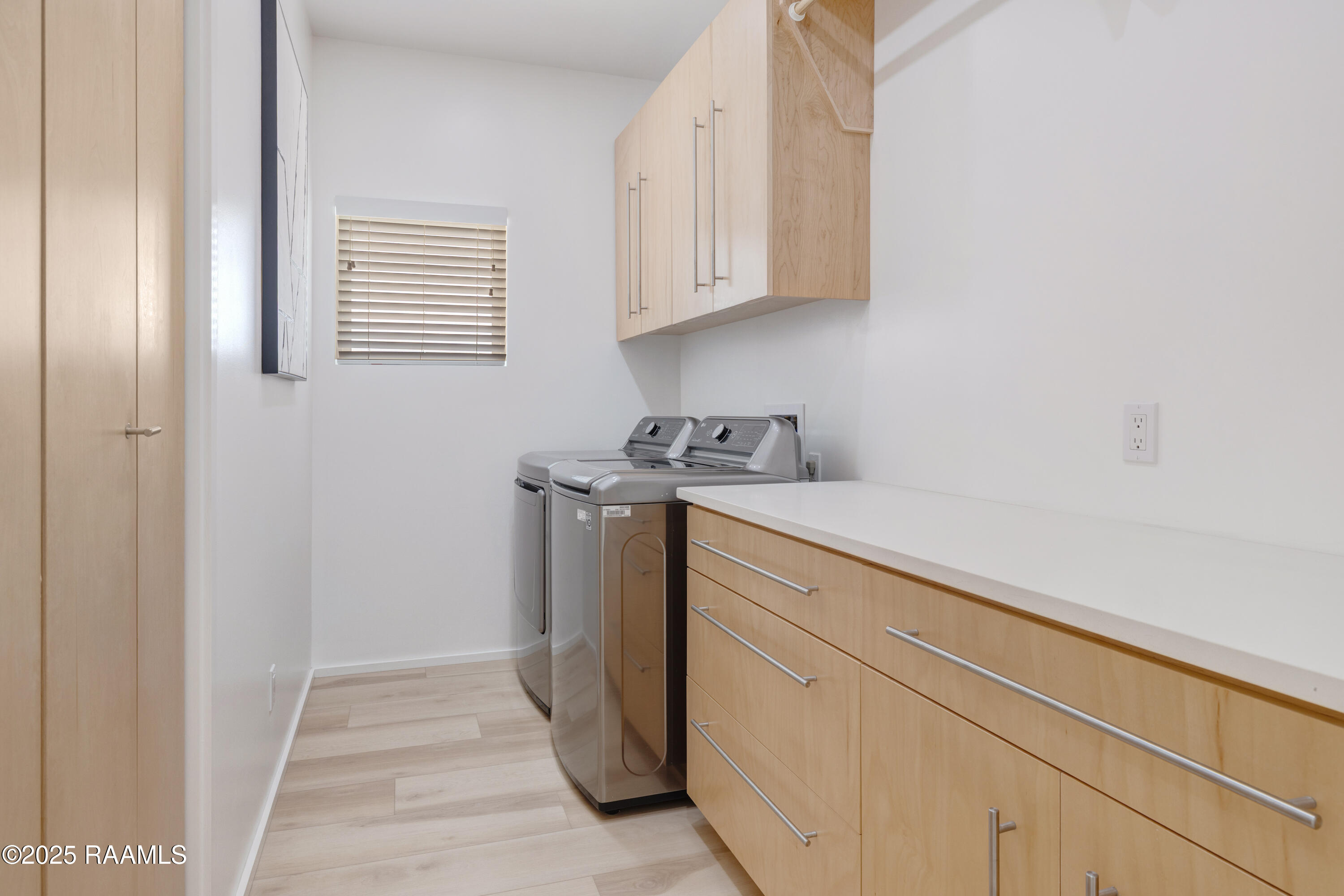 3703 Daspit Road New Iberia, LA 70563 - Photo 16 of 43 Laundry Room