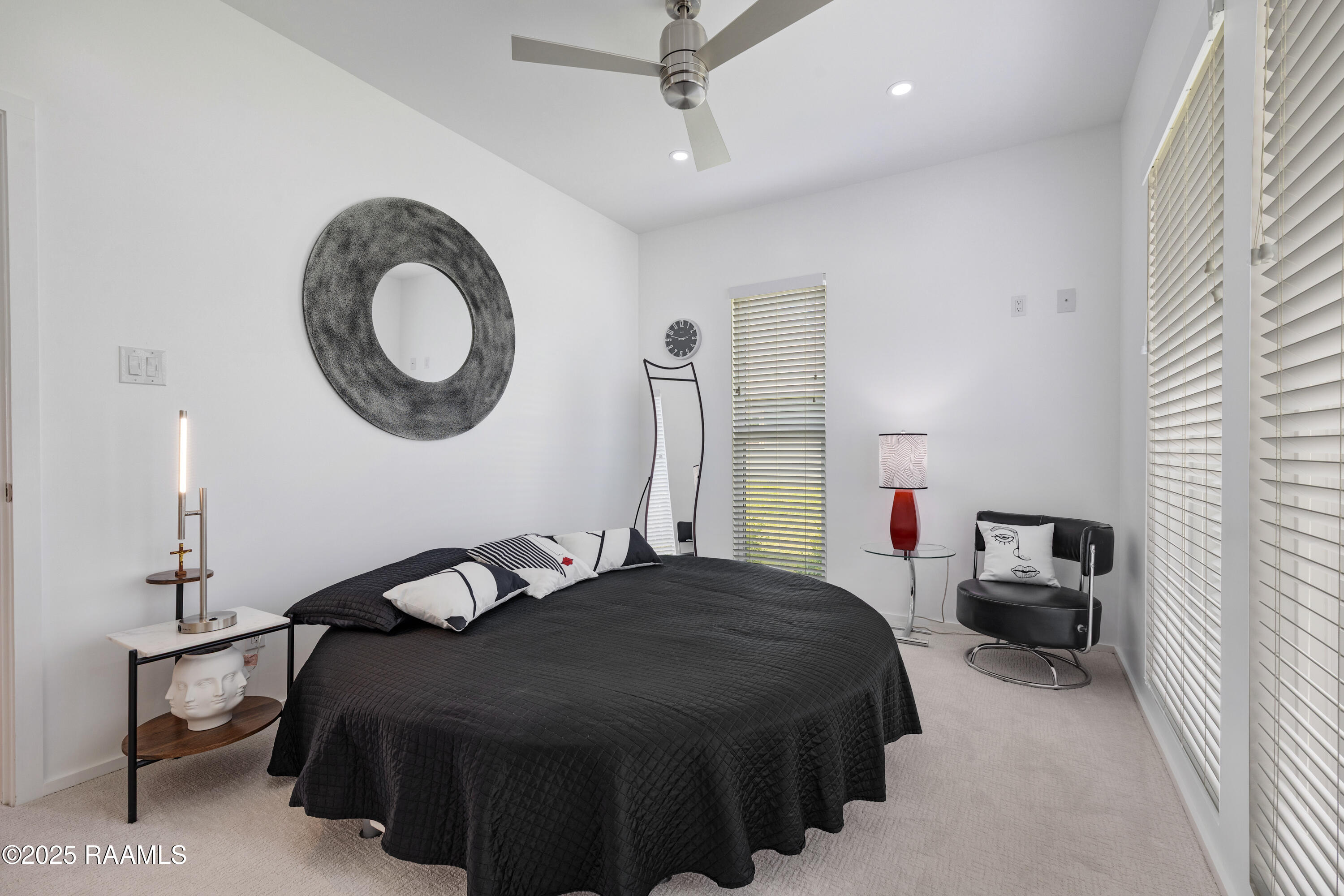 3703 Daspit Road New Iberia, LA 70563 - Photo 24 of 43 Guest Bedroom