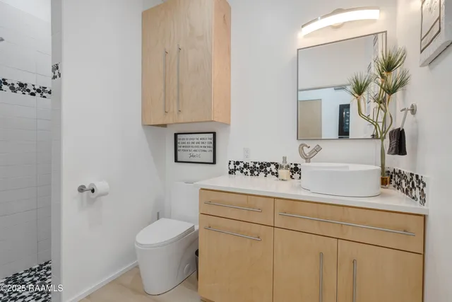 $445,000 | 3703 Daspit Road, New Iberia, LA 70563