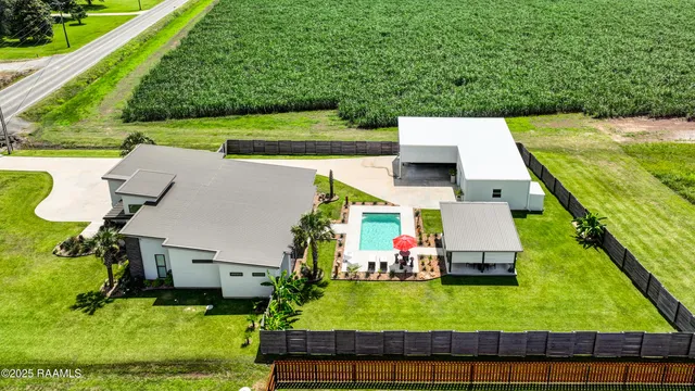 $445,000 | 3703 Daspit Road, New Iberia, LA 70563