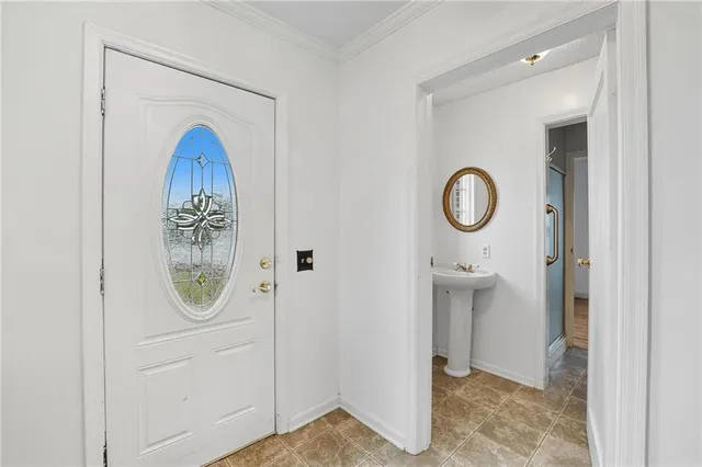 $305,000 | 4952 North Brighton Avenue, Kansas City, MO 64119