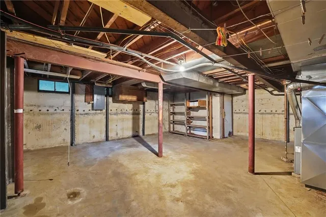 $305,000 | 4952 North Brighton Avenue, Kansas City, MO 64119