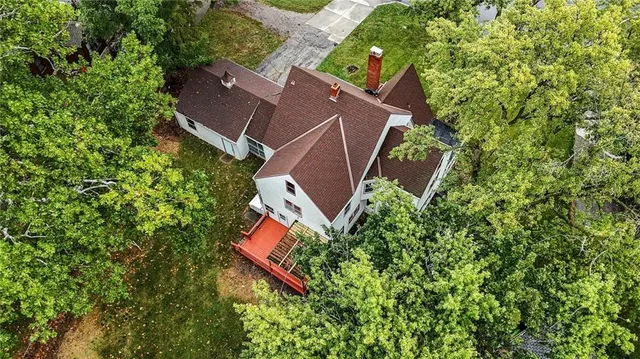 $305,000 | 4952 North Brighton Avenue, Kansas City, MO 64119