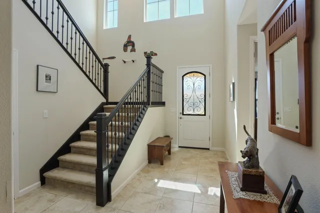 $569,000 | 827 River Pointe Circle, Oakdale, CA 95361