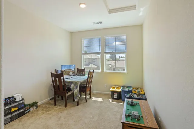 $569,000 | 827 River Pointe Circle, Oakdale, CA 95361