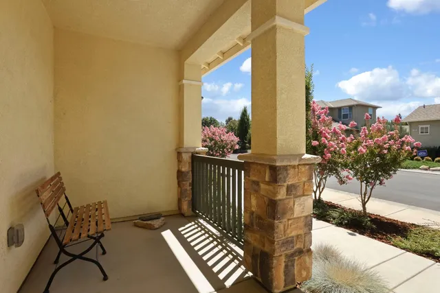$569,000 | 827 River Pointe Circle, Oakdale, CA 95361