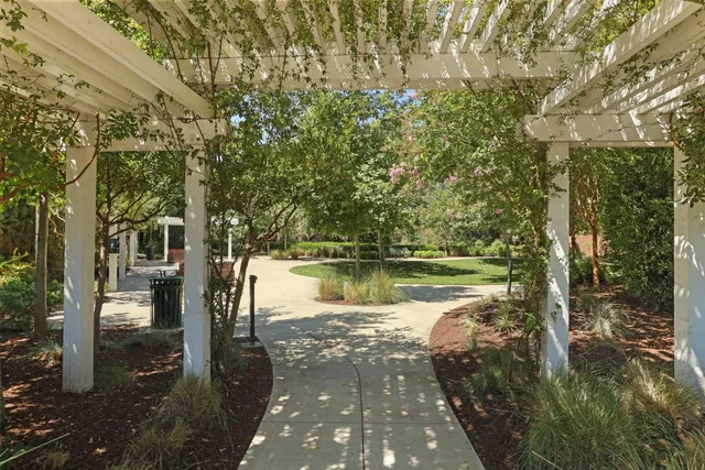 $569,000 | 827 River Pointe Circle, Oakdale, CA 95361